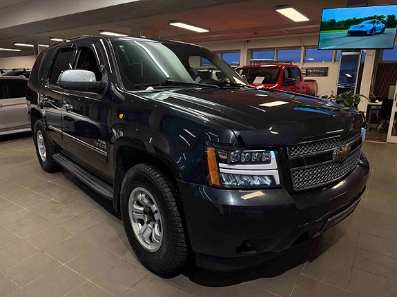 Chevrolet Tahoe 4 of 5