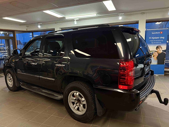 Chevrolet Tahoe 7 of 30