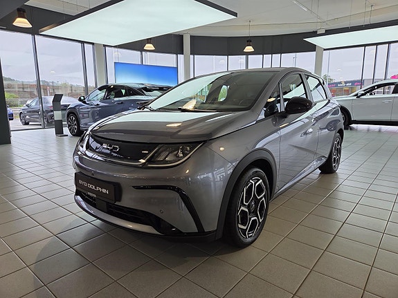 BYD Dolphin 3 of 23