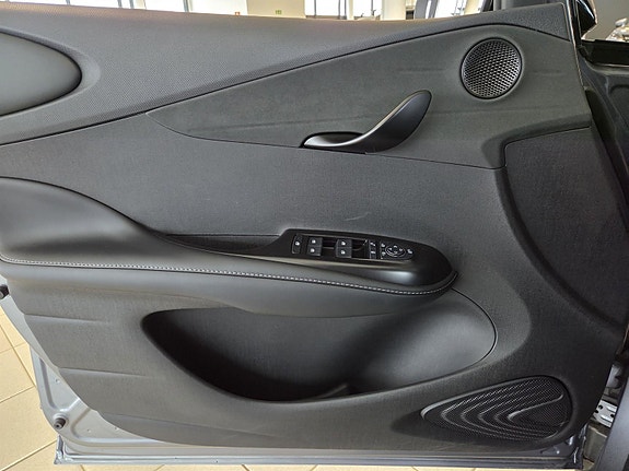 BYD Dolphin 17 of 23