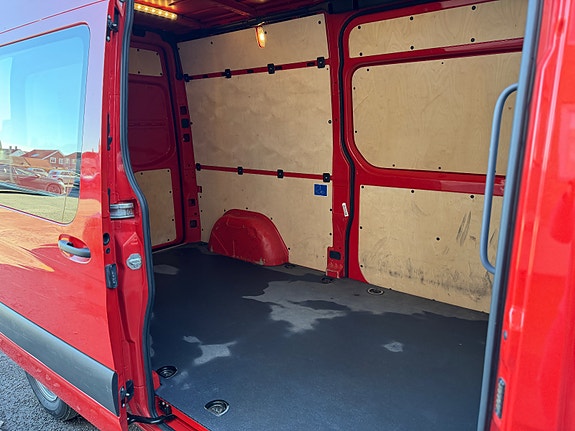 Mercedes-Benz eSprinter 312 12 of 30