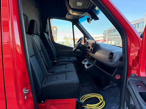 Mercedes-Benz eSprinter 312 13 of 30
