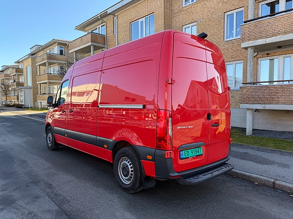 Mercedes-Benz eSprinter 312 4 of 5