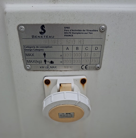 Beneteau Antares 6,8 10 of 17