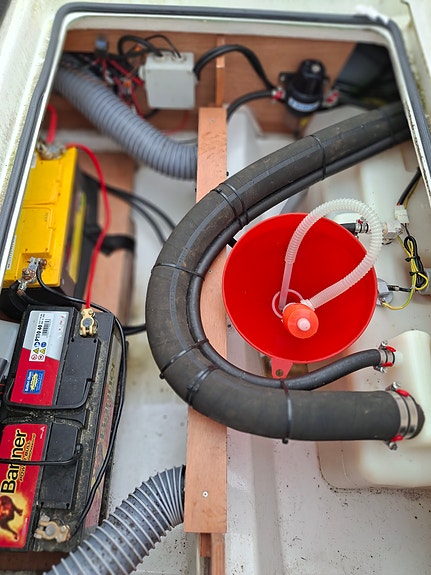Beneteau Antares 6,8 13 of 17