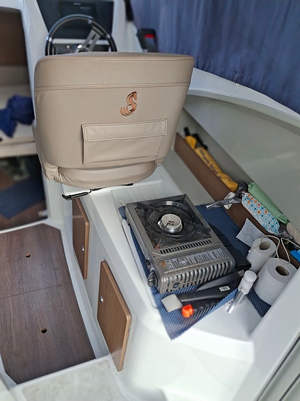 Beneteau Antares 6,8 11 of 17