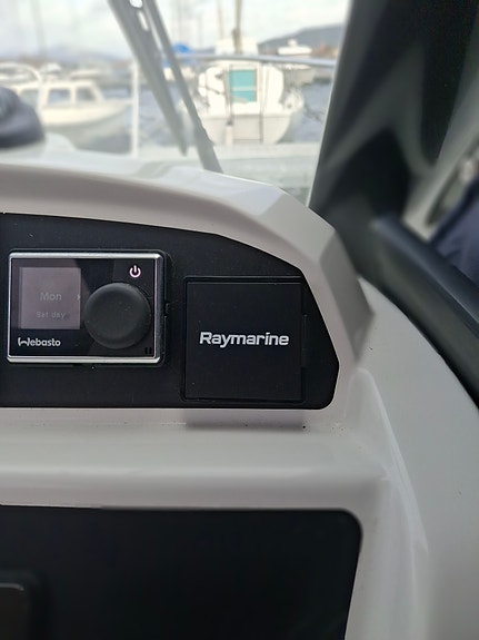 Beneteau Antares 6,8 15 of 17