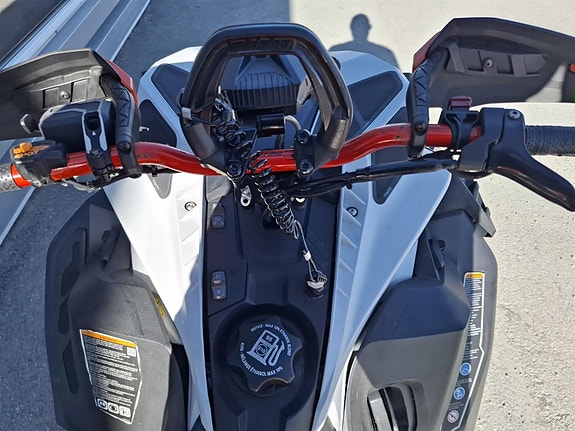 Ski-doo SUMMIT EXPERT 154'' 850 Turbo 5 of 5