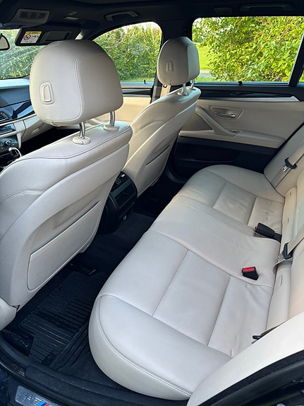 BMW 520d 14 of 26