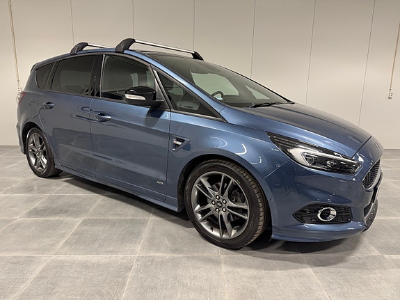 Ford S-MAX 3 of 5