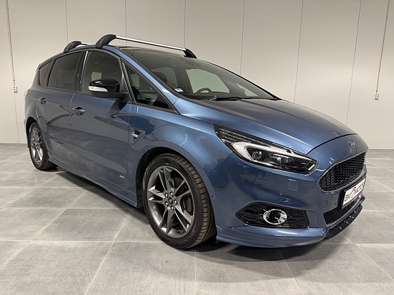 Ford S-MAX 4 of 5