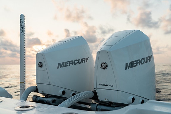 Twin Mercury 400 5.7L AMS V10 Verado XL/CXL motorpakke - Innbytte/Re-power 6 of 6