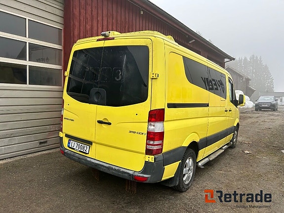 Mercedes-Benz Sprinter 319 3 of 5