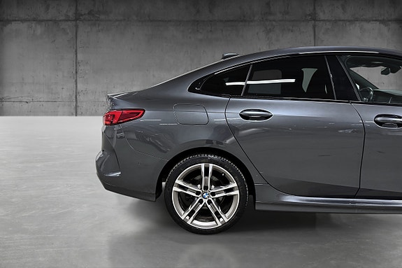 BMW 2-Serie 11 of 30