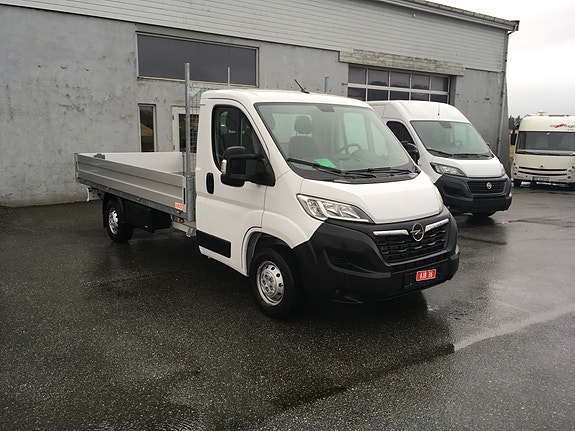Opel Movano 2 of 5