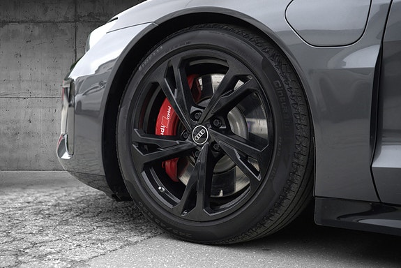 Audi e-tron GT RS 6 of 30