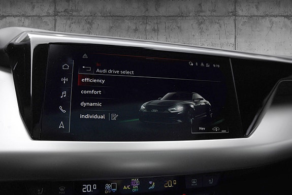 Audi e-tron GT RS 26 of 30
