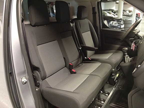 Toyota Proace 28 of 30
