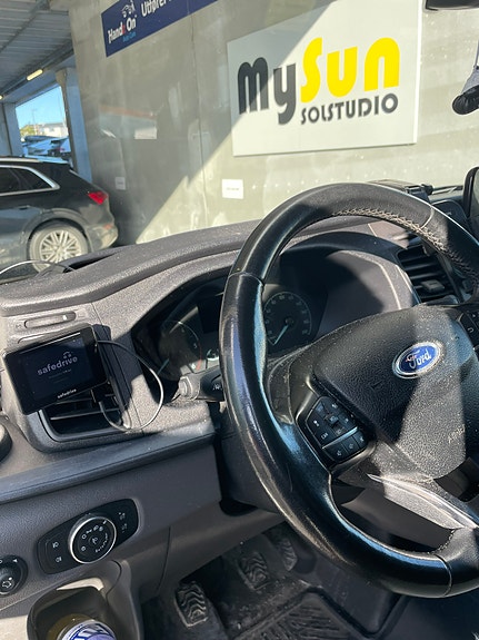 Ford Transit 12 of 18