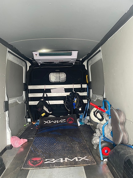 Ford Transit 16 of 18