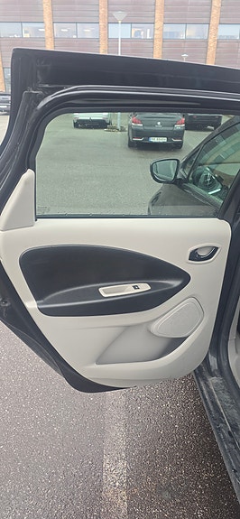 Renault Zoe 16 of 27