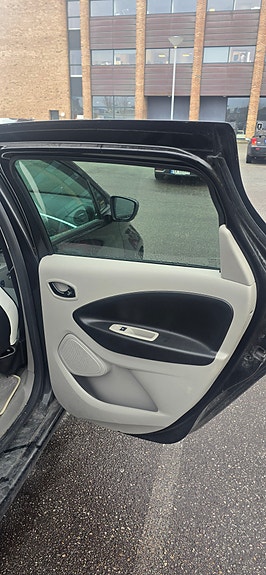 Renault Zoe 14 of 27