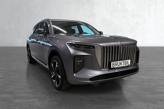 Denne fine Hongqi E-HS9 kan bli din for kun kr 3580,- pr mnd med 139.965,- i egenkapital. Løpetid 10 år.