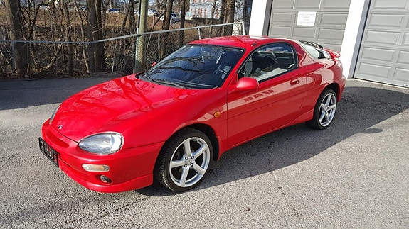 Mazda MX-3 3 of 5