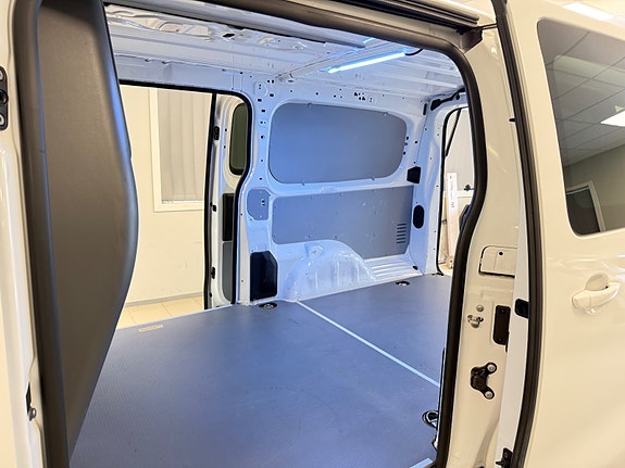 Citroen E-Jumpy 23 of 27