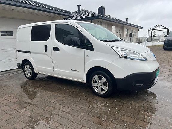 Nissan e-NV200 5 of 5