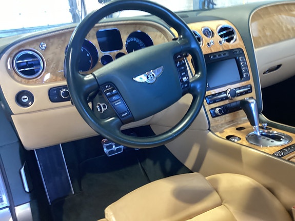 Bentley Continental GT 21 of 28