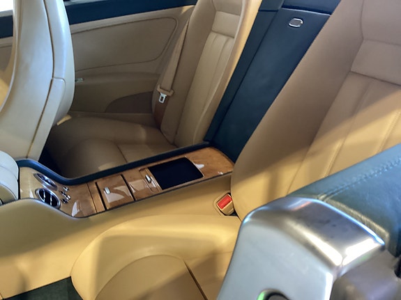 Bentley Continental GT 23 of 28