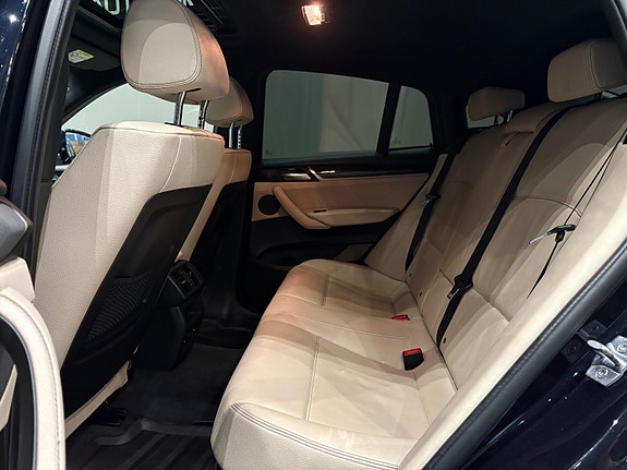 BMW X4 24 of 30
