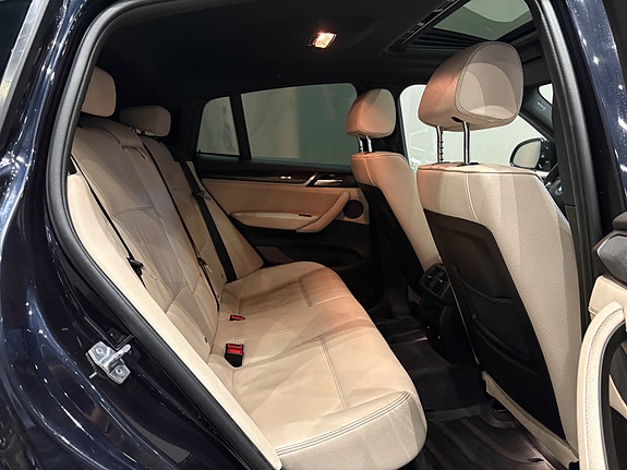 BMW X4 23 of 30