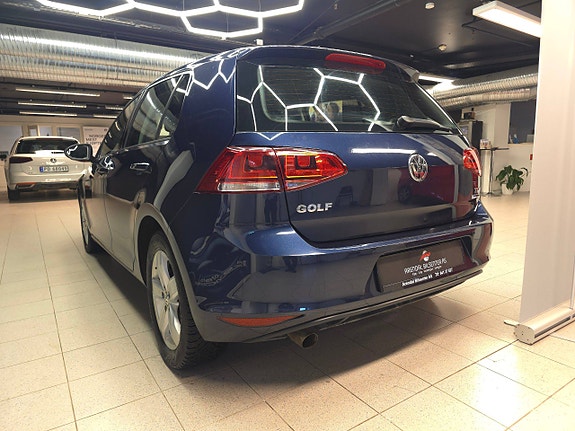 Volkswagen Golf VII 7 of 30