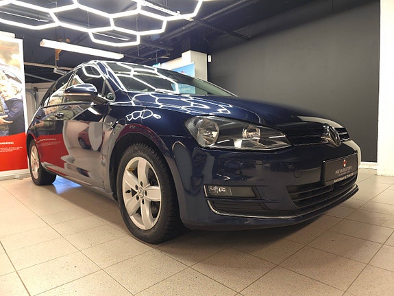 Volkswagen Golf VII 13 of 30