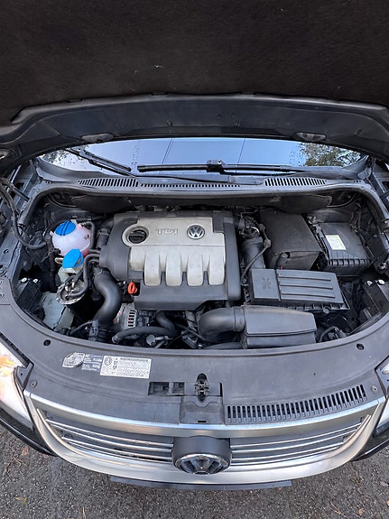 Volkswagen Touran 8 of 10