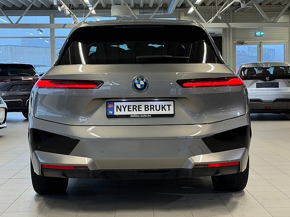 BMW iX 5 of 5