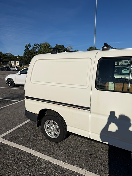 Toyota HiAce 11 of 24