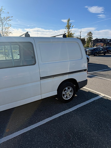 Toyota HiAce 8 of 24