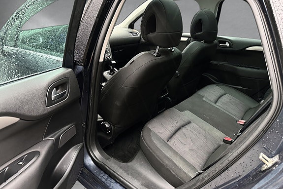 Citroen C4 11 of 14