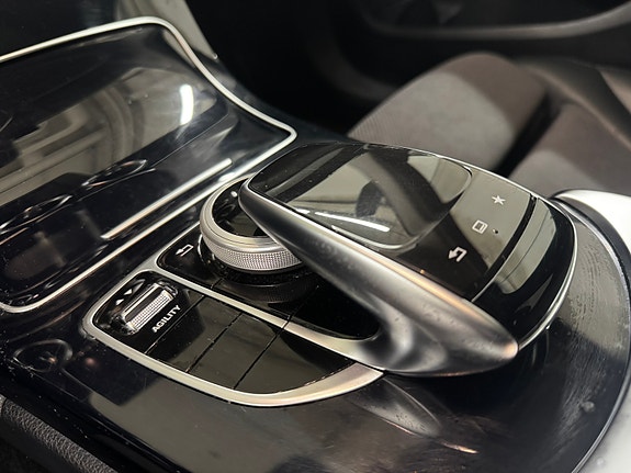 Mercedes-Benz C220 20 of 28