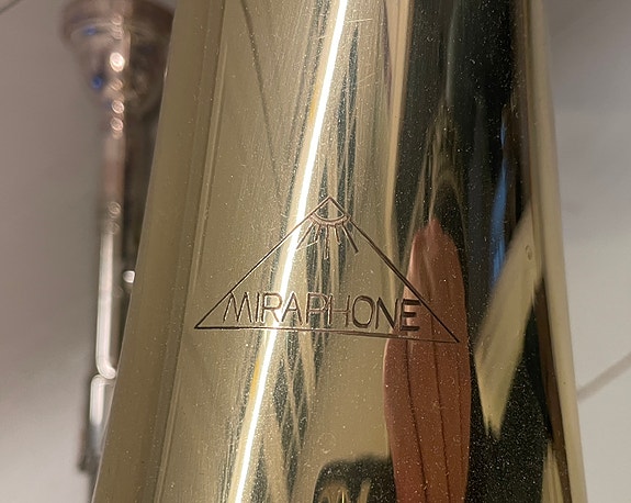 Product image 2 of 9