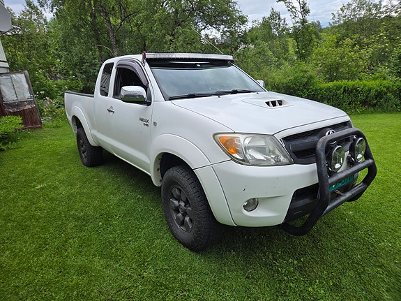 Toyota HiLux 6 of 20