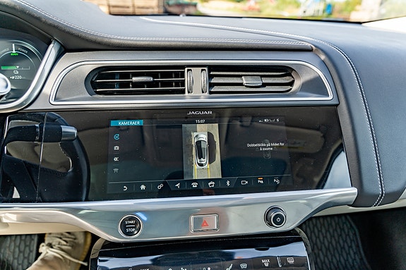 Jaguar I-PACE 28 of 29