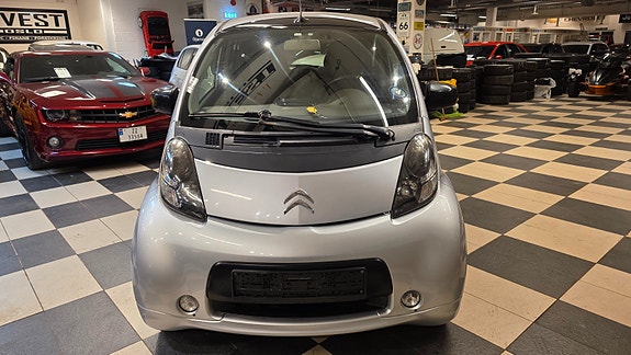 Citroen C-Zero 2 of 5
