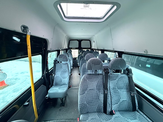 Ford Transit 410L Kombi 6 of 6