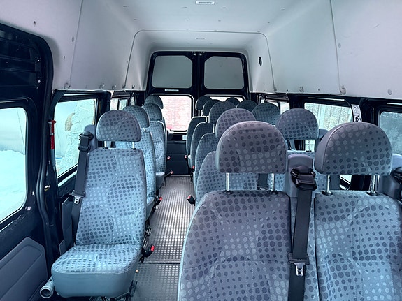 Ford Transit 410L Kombi 5 of 5