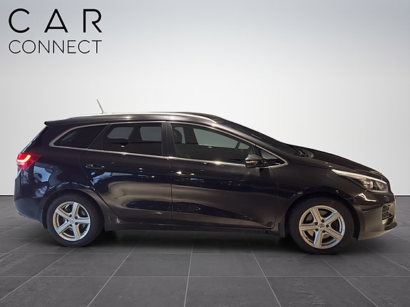 Kia Ceed 2 of 24