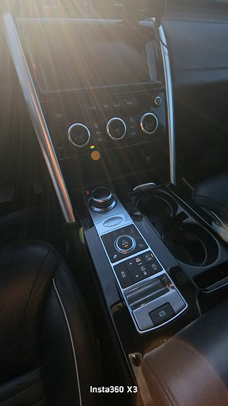 Land Rover Discovery 17 of 27